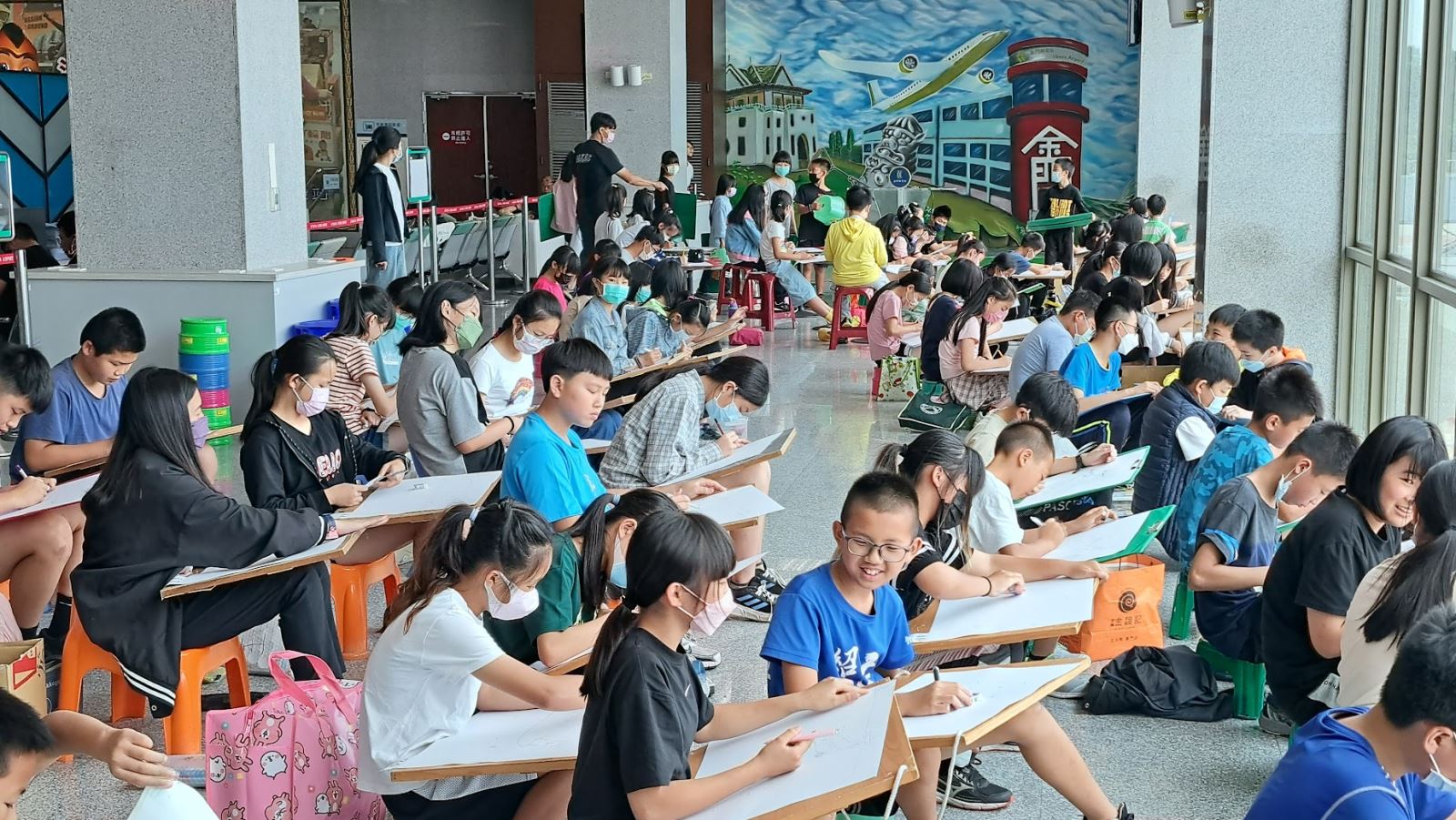 1120523飛安宣導寫生書法比賽花絮-5