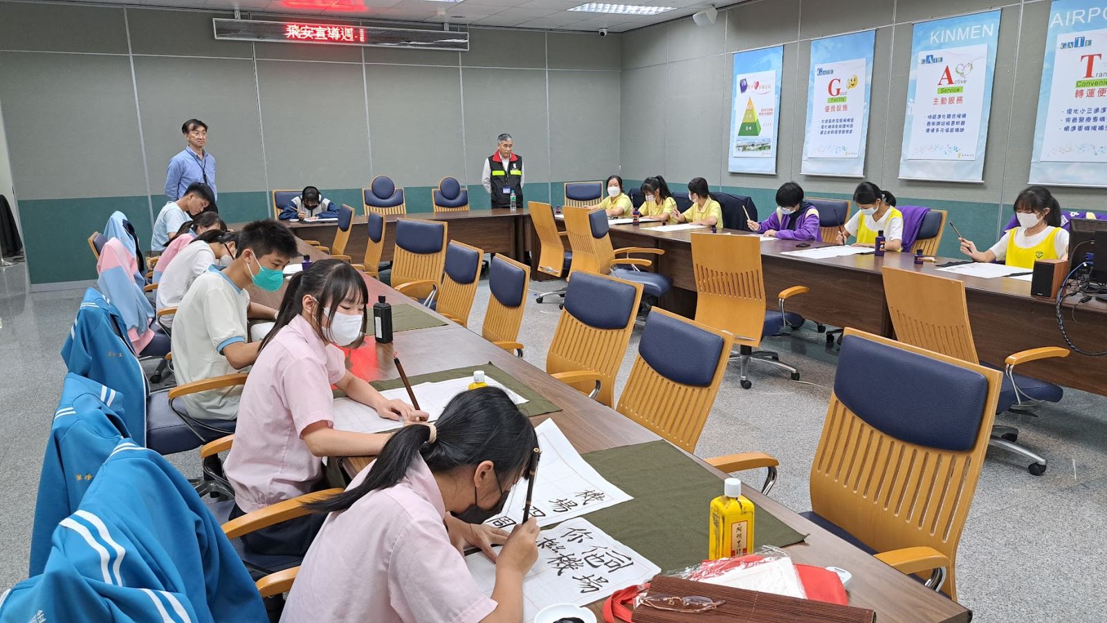 1120523飛安宣導寫生書法比賽花絮-6