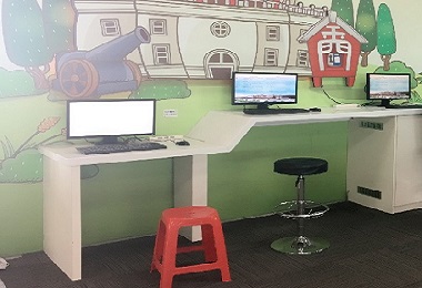 3階合同キャンセル待ちカウンター右手無料インターネットコーナー